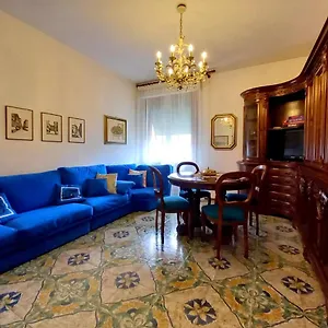 Bebe Apartment, Appartamento