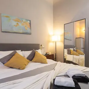  Appartement Tornabuoni - In Old Town Center